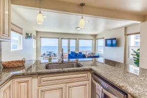Photo #5 of Ocean Beach Cliffs Sanctuary in San Diego, CA