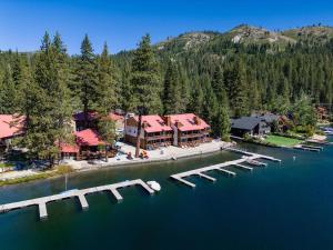 Photo #5 of Striking Queen Deluxe Studio w/Kitchenette #114 at Donner Lake Village in Truckee, CA