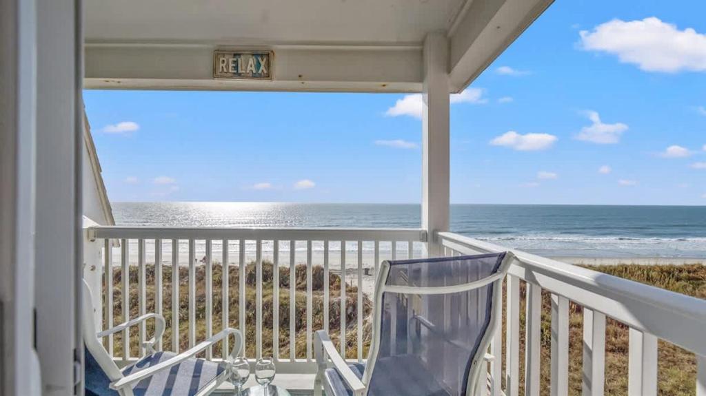 Photo #1 of *2br OCEANFRONT RETREAT*KING Ensuite*Pool*NMB Cherry Grove*Pc4 in North Myrtle Beach, SC