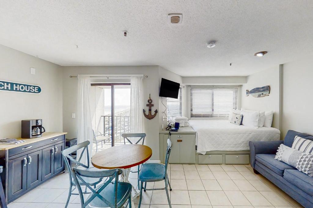 Photo #1 of Renaissance 908 in Myrtle Beach, SC