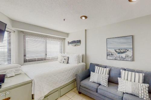Photo #2 of Renaissance 908 in Myrtle Beach, SC