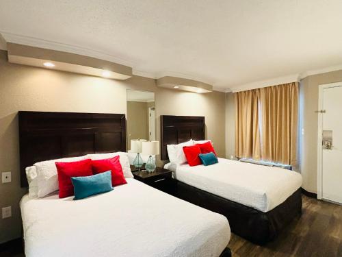 Photo #3 of Azure Bliss Oceanfront Condo Sleeps 6 in Myrtle Beach, SC