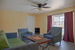 Photo #6 of Colonial Inn in Nags Head, NC