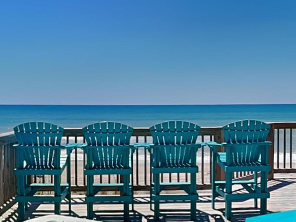 Photo of Haileys Hideaway in Surf City, NC