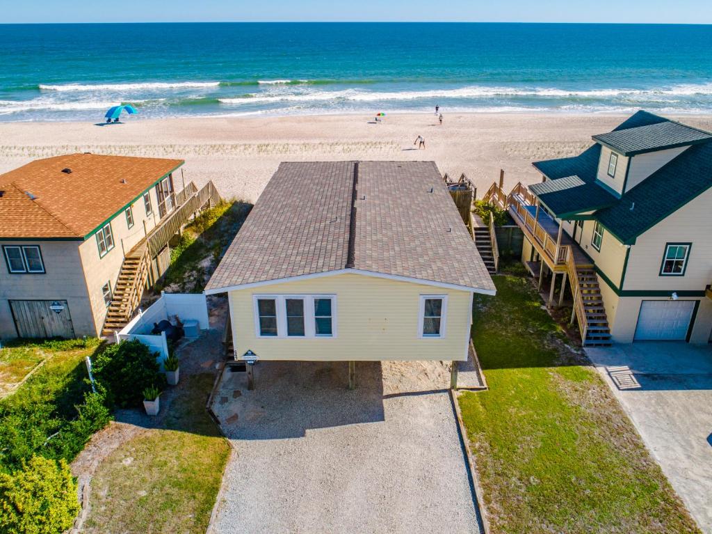 Photo of Good Company in Surf City, NC