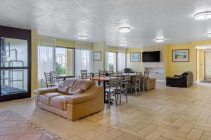 Photo #6 of Quality Inn Carolina Oceanfront in Kill Devil Hills, NC