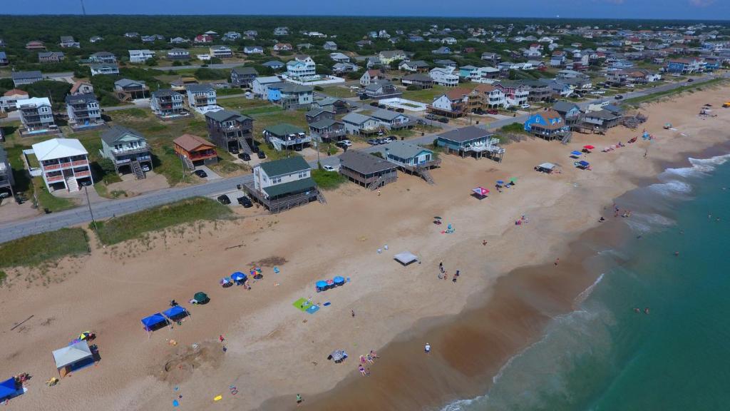 Photo of KH42, Sea Eagle- Oceanfront, Ocean Views, Dogs Welcome, Beach Access in Kitty Hawk, NC