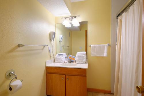 Photo #3 of Ocean Pines Resort in Duck, NC