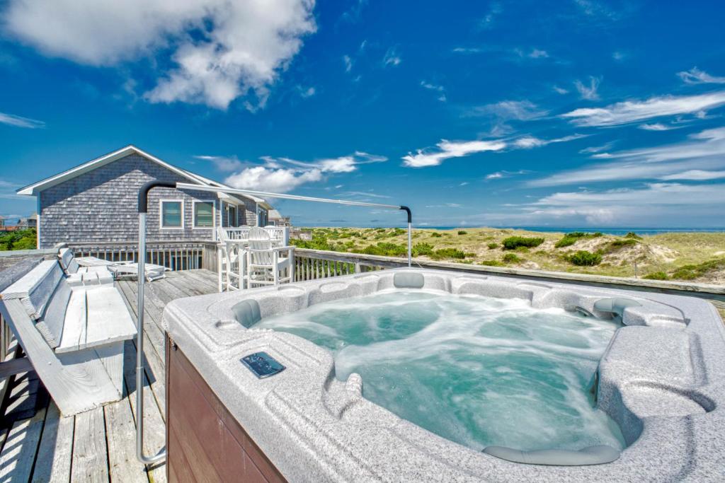 Photo of Sea Escape 25 in Avon, NC