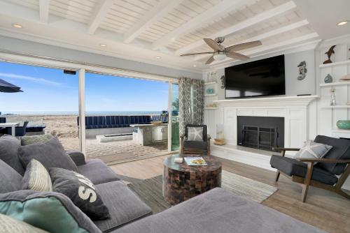 Photo #2 of 4805 Seashore Dr A in Newport Beach, CA