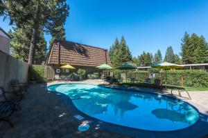 Photo #4 of Lakeside Dreamzzz in Tahoe Vista, CA