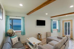 Photo #5 of Breathtaking Oceanview! by OceanviewHotTubs Oceanfront! Shelter Cove CA Tesla EV station in Shelter Cove, CA
