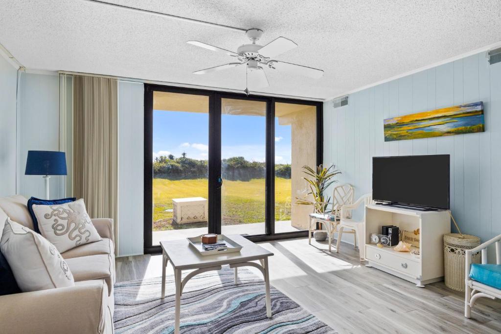 Photo of Smuggler's Cove 101 in Atlantic Beach, NC