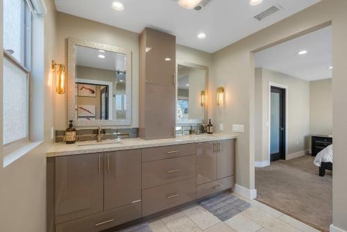 Photo #3 of Voted Airbnb Most Loved Home 2024 Duffy Boat in Huntington Beach, CA