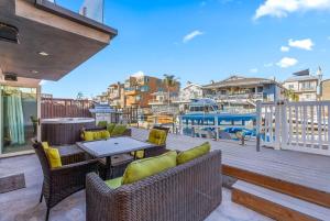 Photo #6 of Voted Airbnb Most Loved Home 2024 Duffy Boat in Huntington Beach, CA