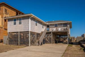 Photo #6 of OBX 4BR Oceanfront Cottage in Kill Devil Hills, NC