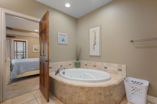Photo #3 of CSC3E Afternoon Delight in Kill Devil Hills, NC