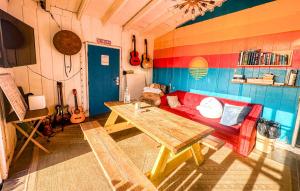 Photo #6 of ITH San Diego Beach Bungalow Surf Hostel in San Diego, CA