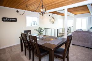 Photo #5 of 1121 E Balboa Blvd B in Newport Beach, CA