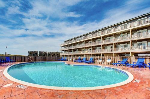 Photo #3 of Ocean Breezes 863 #110DS-H in Hatteras, NC