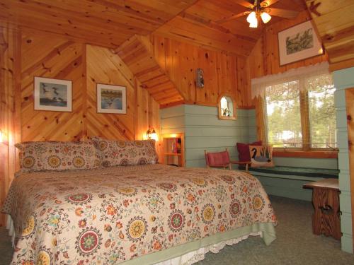 Photo #2 of Naughty Pines in Big Bear Lake, CA