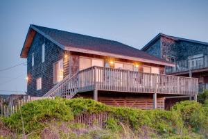 Photo #6 of Beach Adventures 463 in Avon, NC