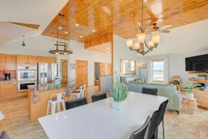 Photo #5 of 3's a Charm 124 in Hatteras, NC