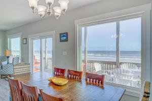 Photo #4 of Avalon Topsail Beach in Surf City, NC