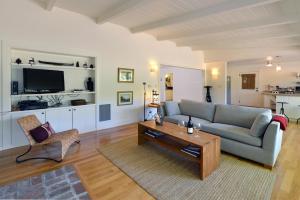 Photo #4 of SereneRiverfrontCottageInHealdsburgViewsKayaks1 5MileToDowntown in Healdsburg, CA