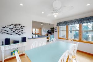 Photo #4 of Sea Tower 113 in Avon, NC