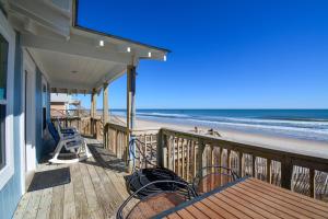 Photo #4 of Sea La Vie in North Topsail Beach, NC
