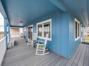 Photo #4 of Seaship in Carolina Beach, NC