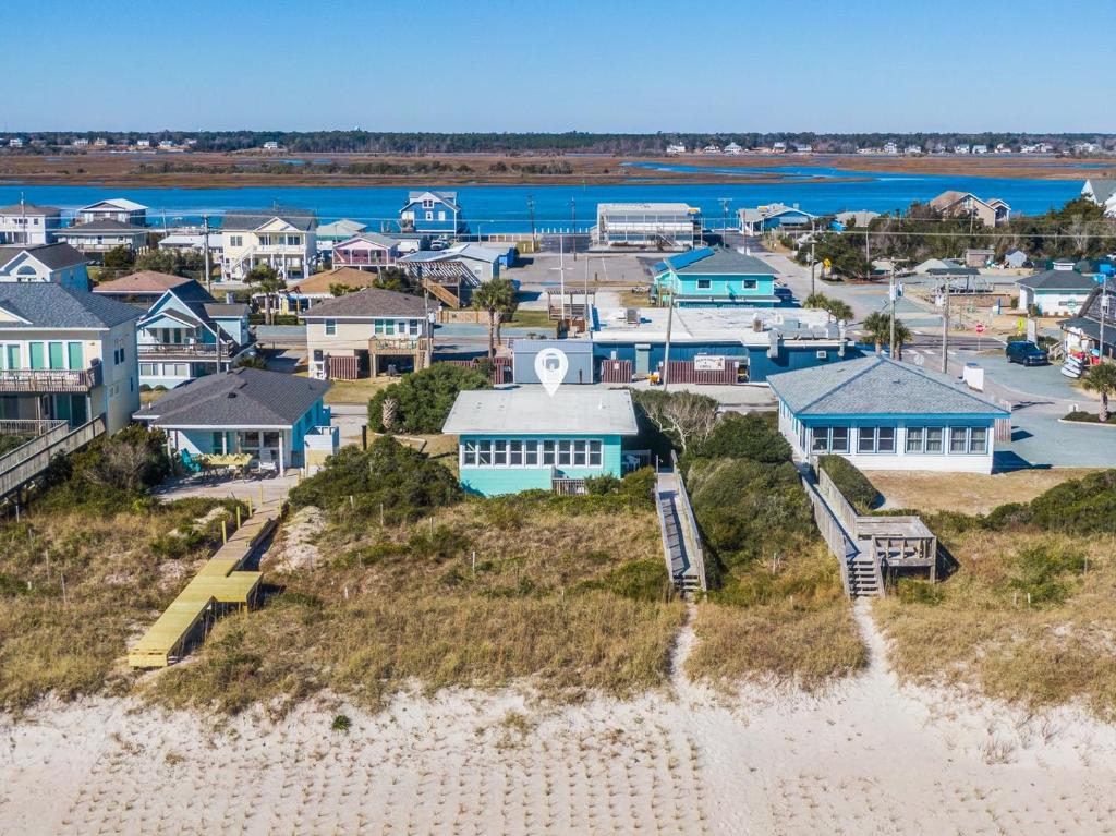 Photo of 703 By The Sea in Topsail Beach, NC