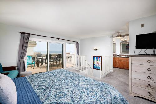 Photo #2 of Oceanside Beach Condos in Oceanside, CA