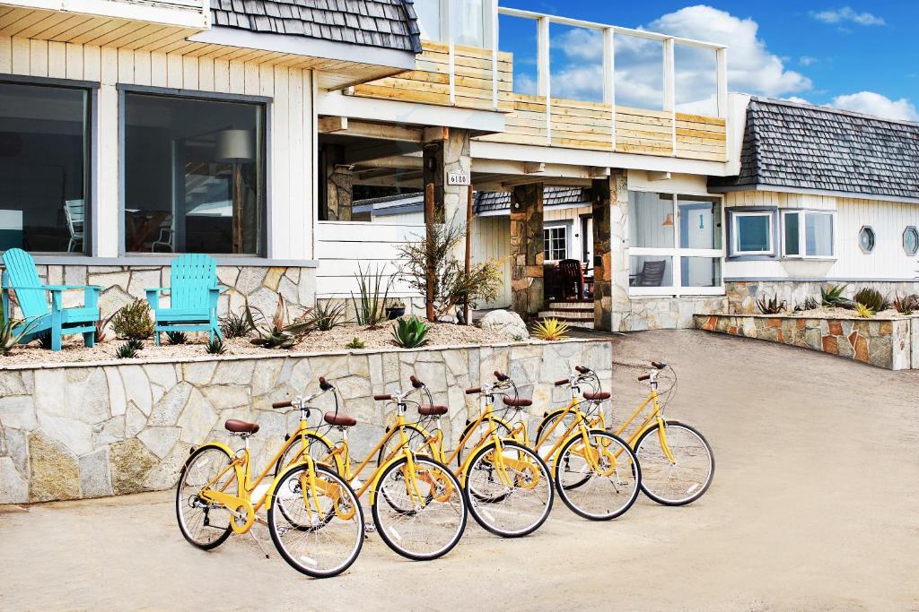 Photo of Cambria Beach Lodge in Cambria, CA
