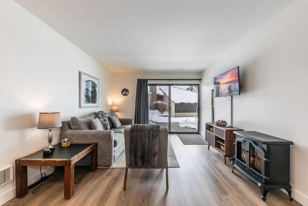 Photo of Inviting King Deluxe 1 BR Condo W/Lake view #141 at Donner Lake Village in Truckee, CA