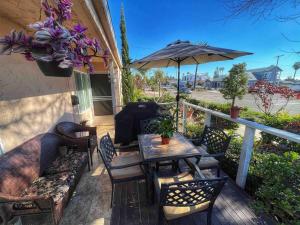 Photo #6 of Pacific Beach Getaway Blocks From The Beach in San Diego, CA