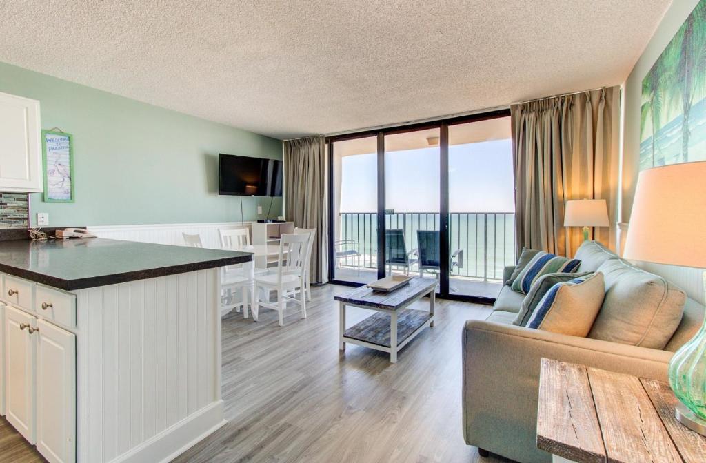Photo #1 of 0812 Destination Bliss by Atlantic Towers in Carolina Beach, NC