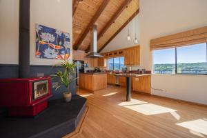 Photo #6 of Unmatched Ocean Beach and Mountain Views Family-Friendly Retreat in Moss Beach, CA