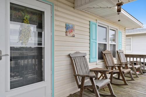 Photo #3 of Yellow Bird in Holden Beach, NC