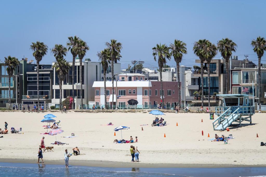 Photo of Venice on the Beach Hotel in Los Angeles, CA