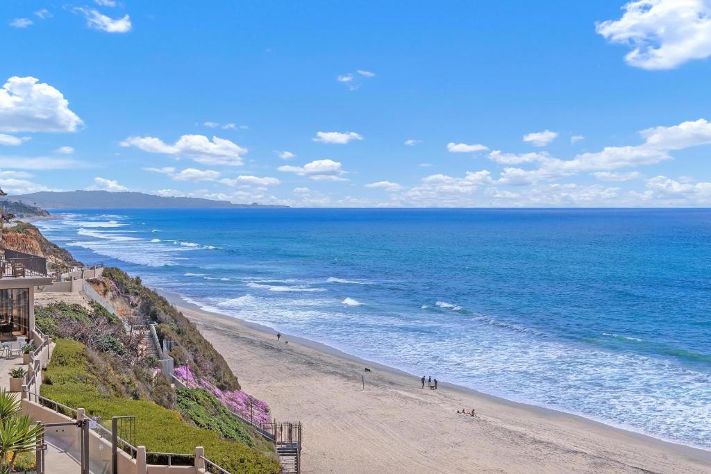 Photo #1 of Ocean Infinity - DMBC727B in Solana Beach, CA