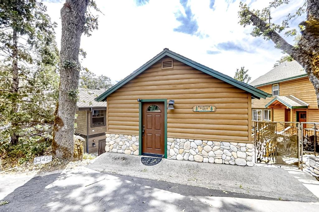Photo #1 of Lakefront Retreat in Bass Lake, CA
