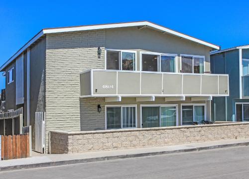Photo #2 of 4804 Seashore Dr A in Newport Beach, CA