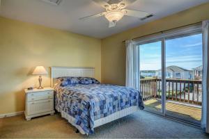 Photo #5 of Barefoot Bungalow in Surf City, NC