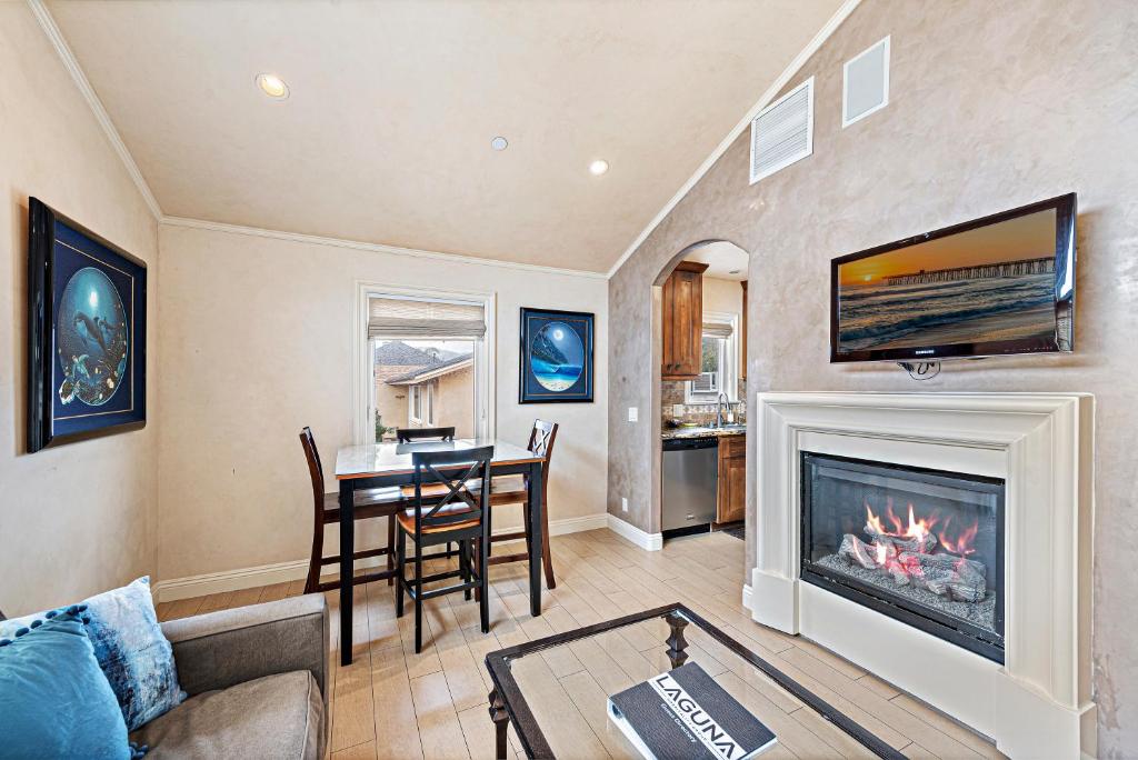 Photo #1 of Villa Teatro at the Retreat in Laguna Beach in Laguna Beach, CA