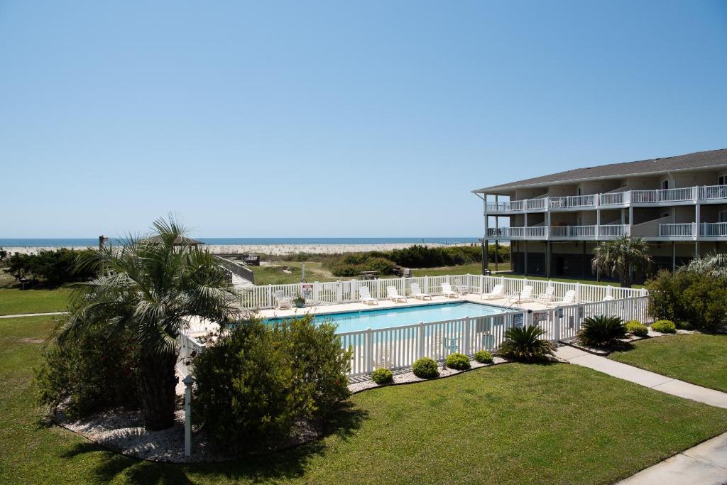 Photo #1 of Endless Summer in Oak Island, NC
