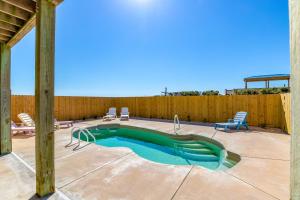 Photo #4 of Island Paradise North Topsail Beach in North Topsail Beach, NC