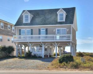 Photo #6 of Atlantic Breeze in Oak Island, NC