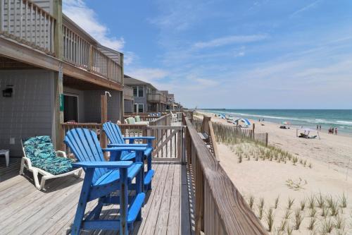 Photo #2 of Turtle Cove 908D in Surf City, NC